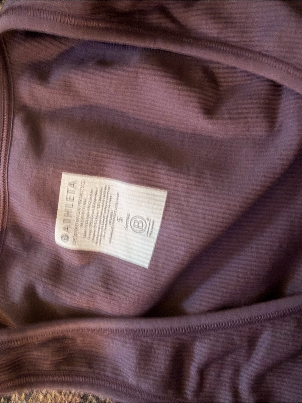 Athleta Ribbed V-Neck Crop - Picture 2 of 2